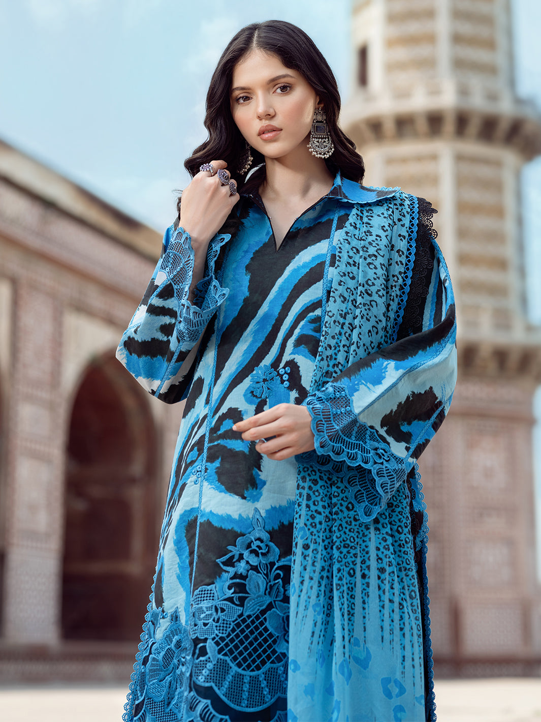 Naqsh Naaz Luxury Lawn