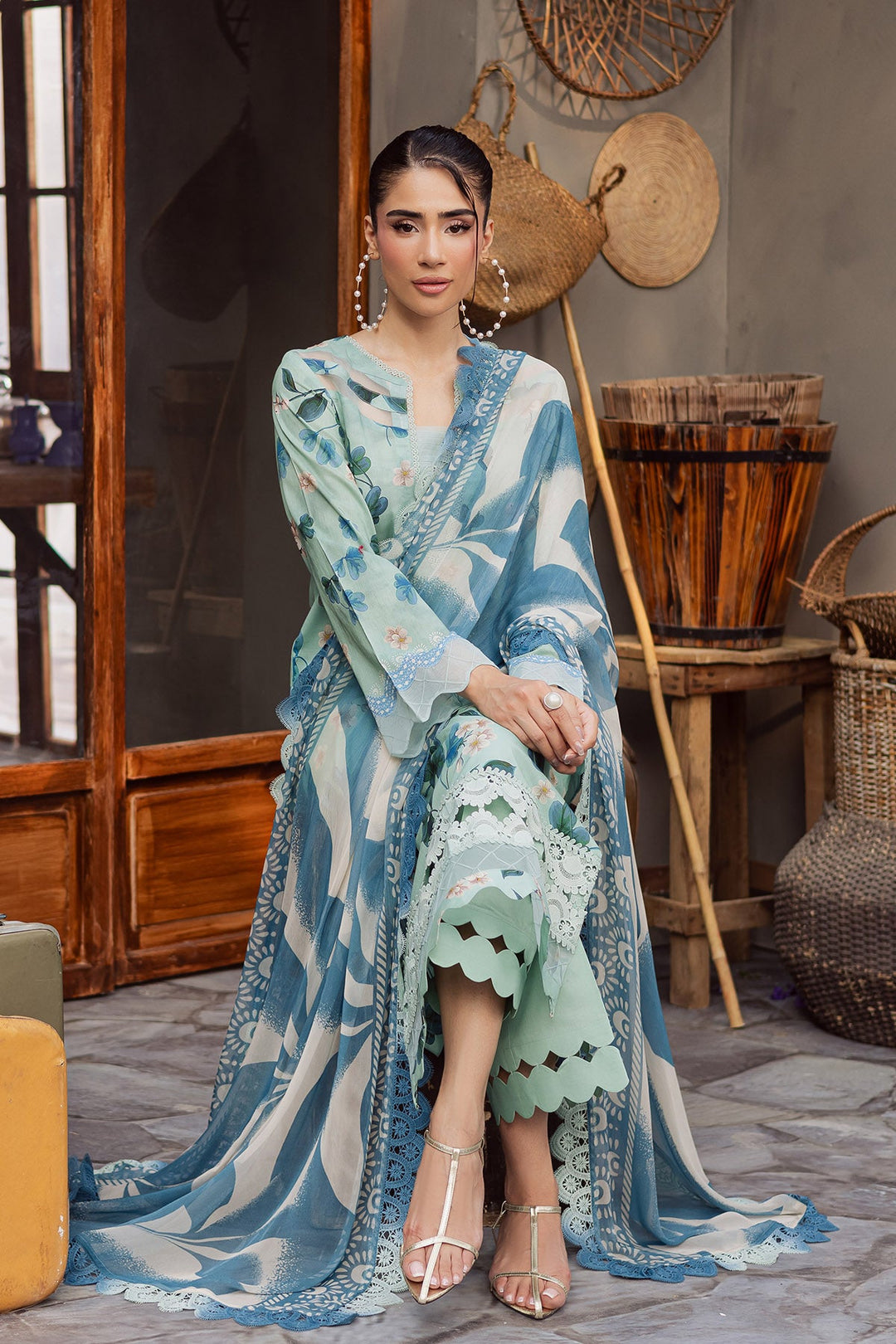 SIGNATURE PRINTS LAWN