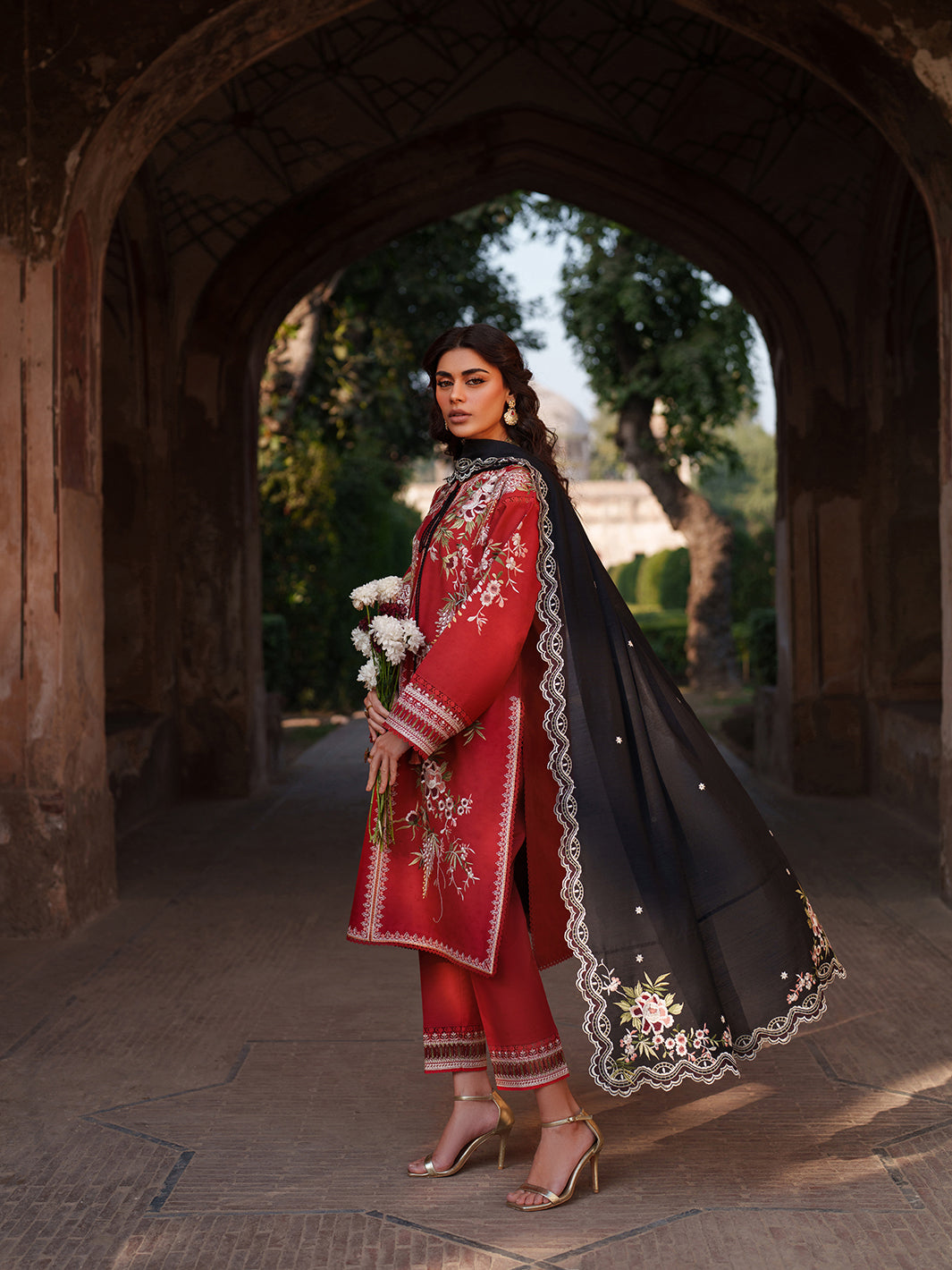 Suroor 3 Pc  Pret