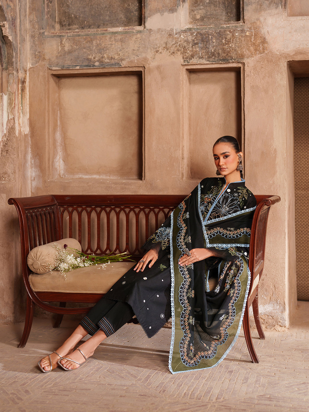 Suroor 3 Pc  Pret