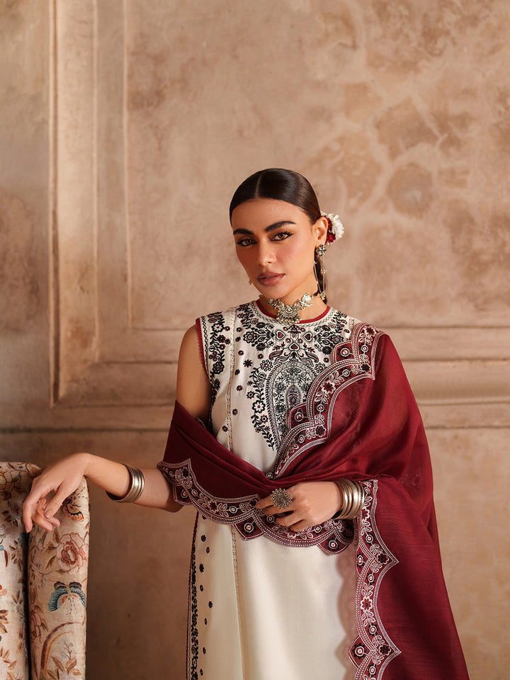 Suroor 3 Pc  Pret