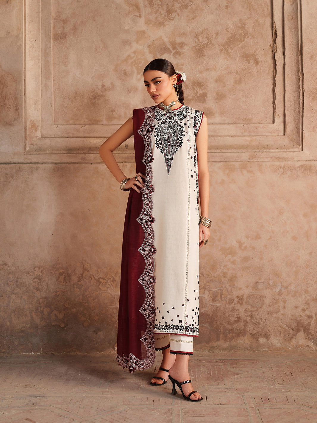 Suroor 3 Pc  Pret