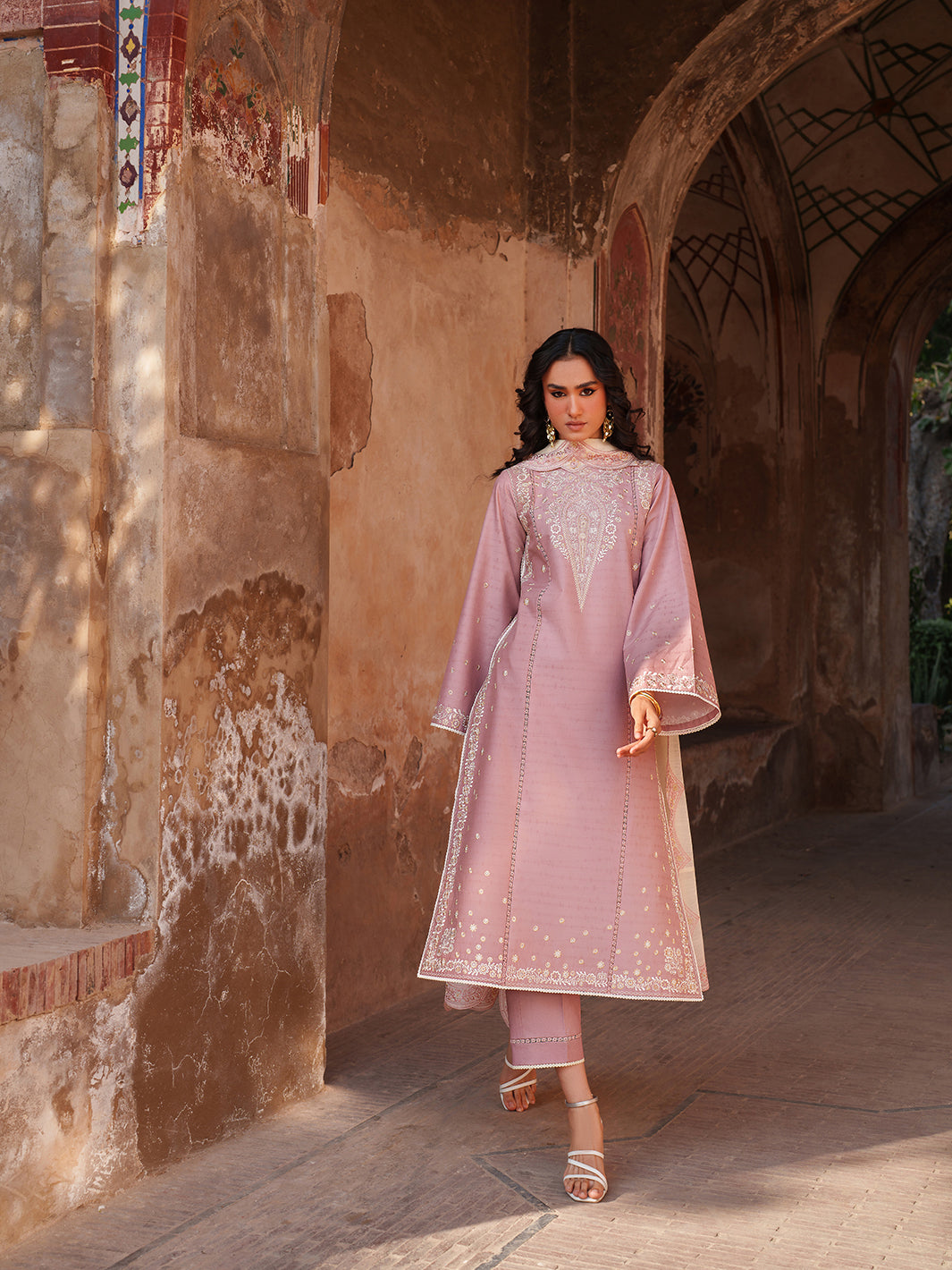 Suroor 3 Pc  Pret