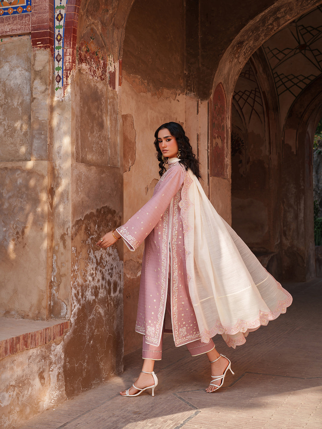 Suroor 3 Pc  Pret