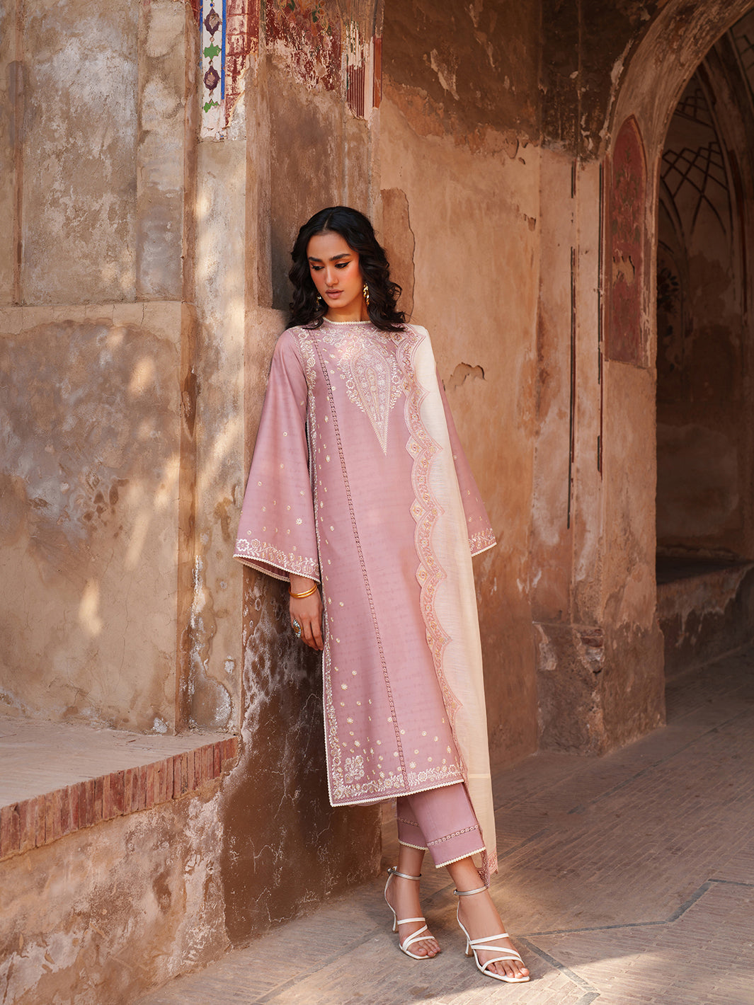 Suroor 3 Pc  Pret