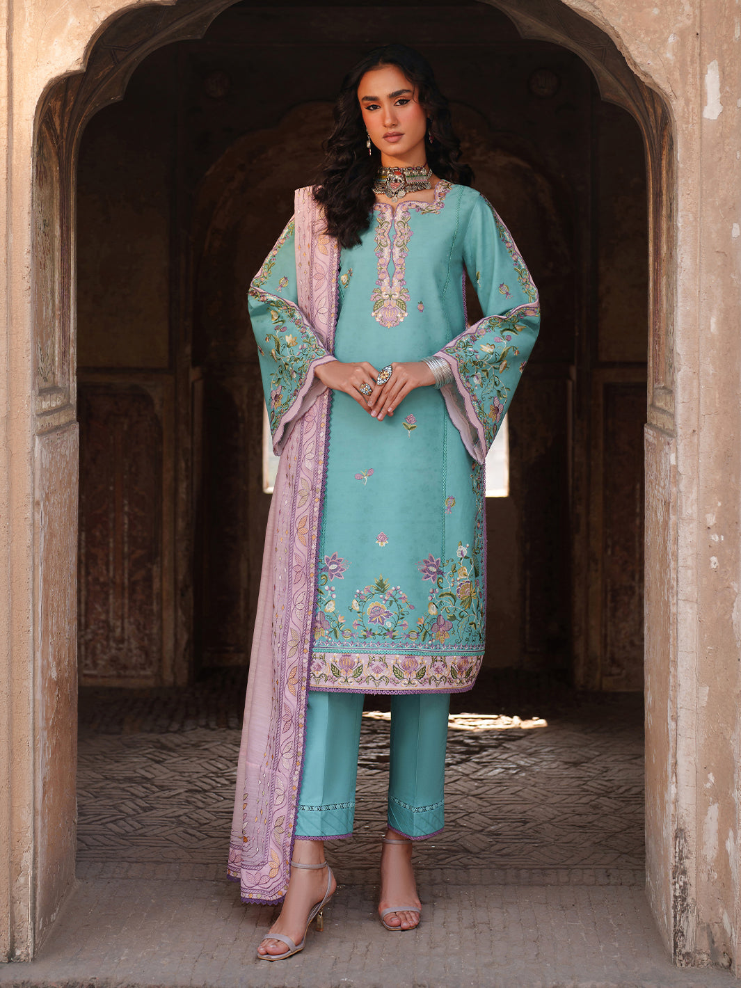 Suroor lawn 3 pc – PFF Premium Store
