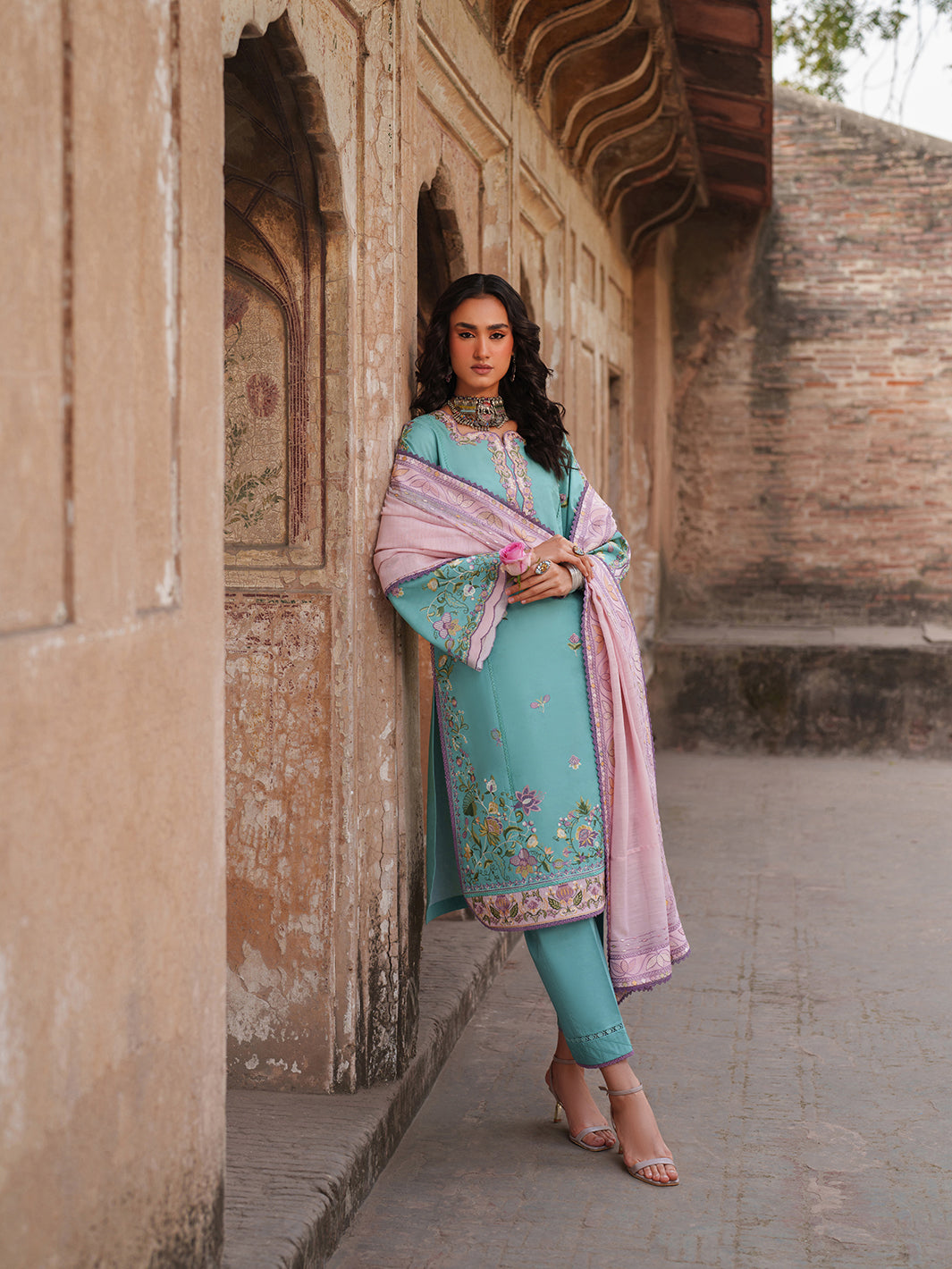 Suroor lawn 3 pc
