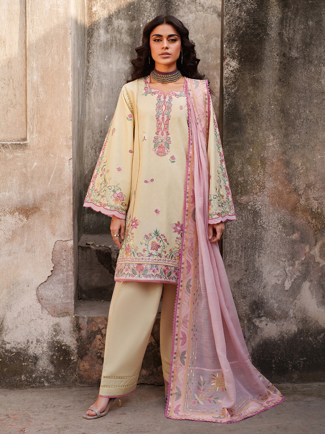 Suroor lawn 3 pc