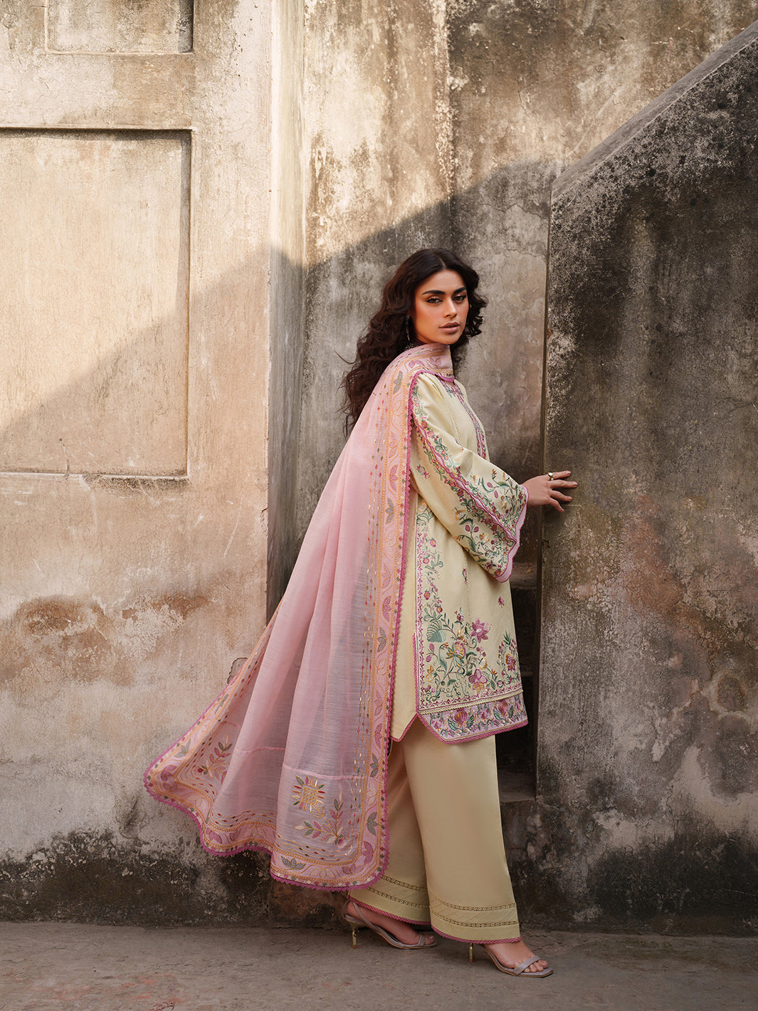 Suroor lawn 3 pc