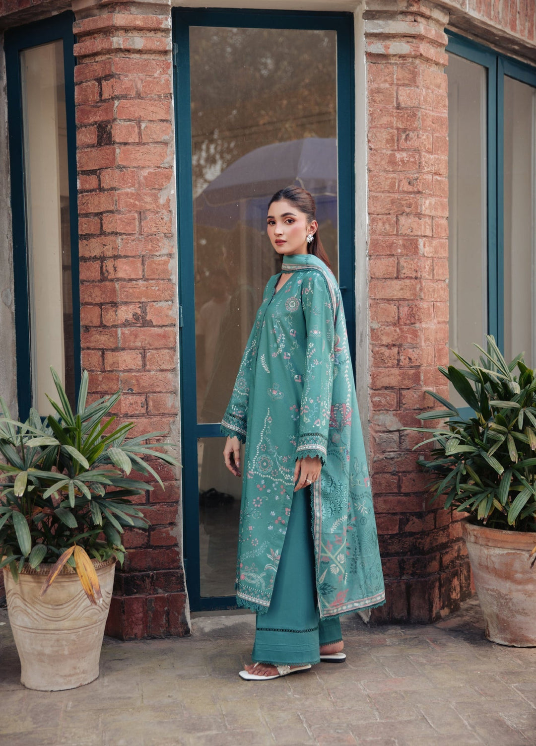 Zync Unstitched Printed Lawn 3 Piece Suit