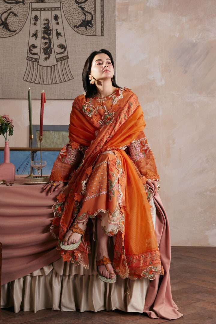 Luxury Lawn &