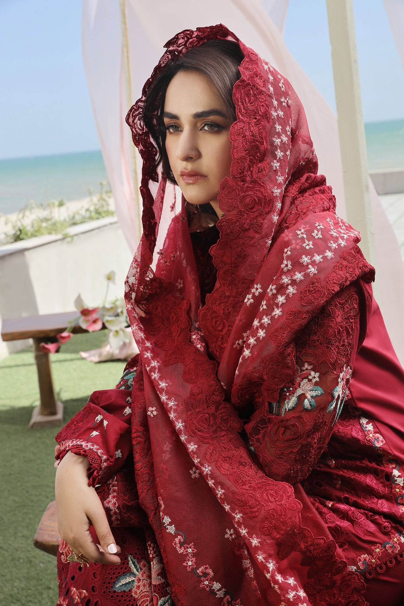 MARYAM HUSSAIN LUXURY LAWN-CRIMSON