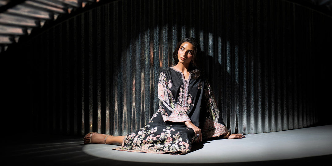 EMBROIDERED KAFTAN