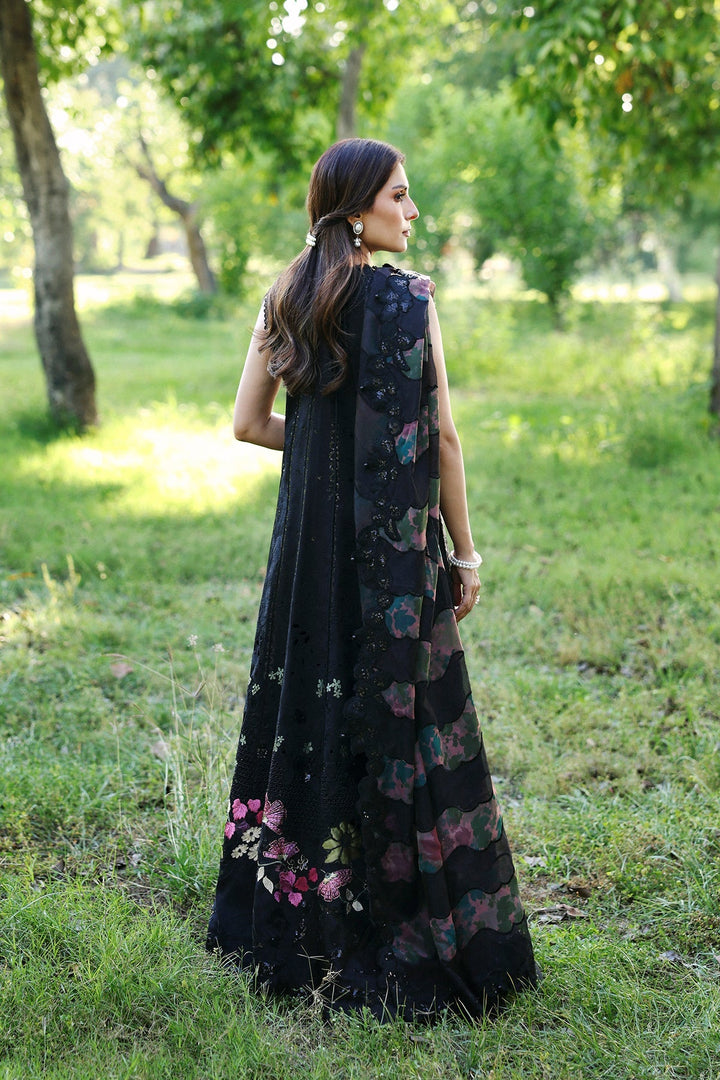 A UNSTITCHED Lawn &