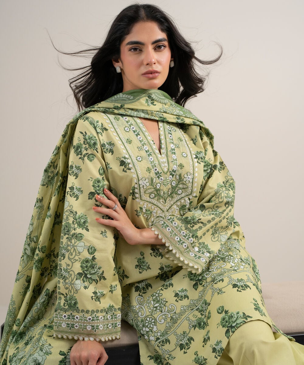 3 PIECE - EMBROIDERED LAWN SUIT