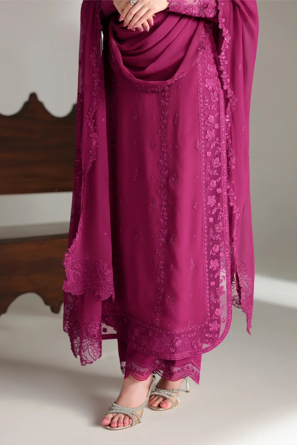 ENSEMBLES Embroidered 3pcs