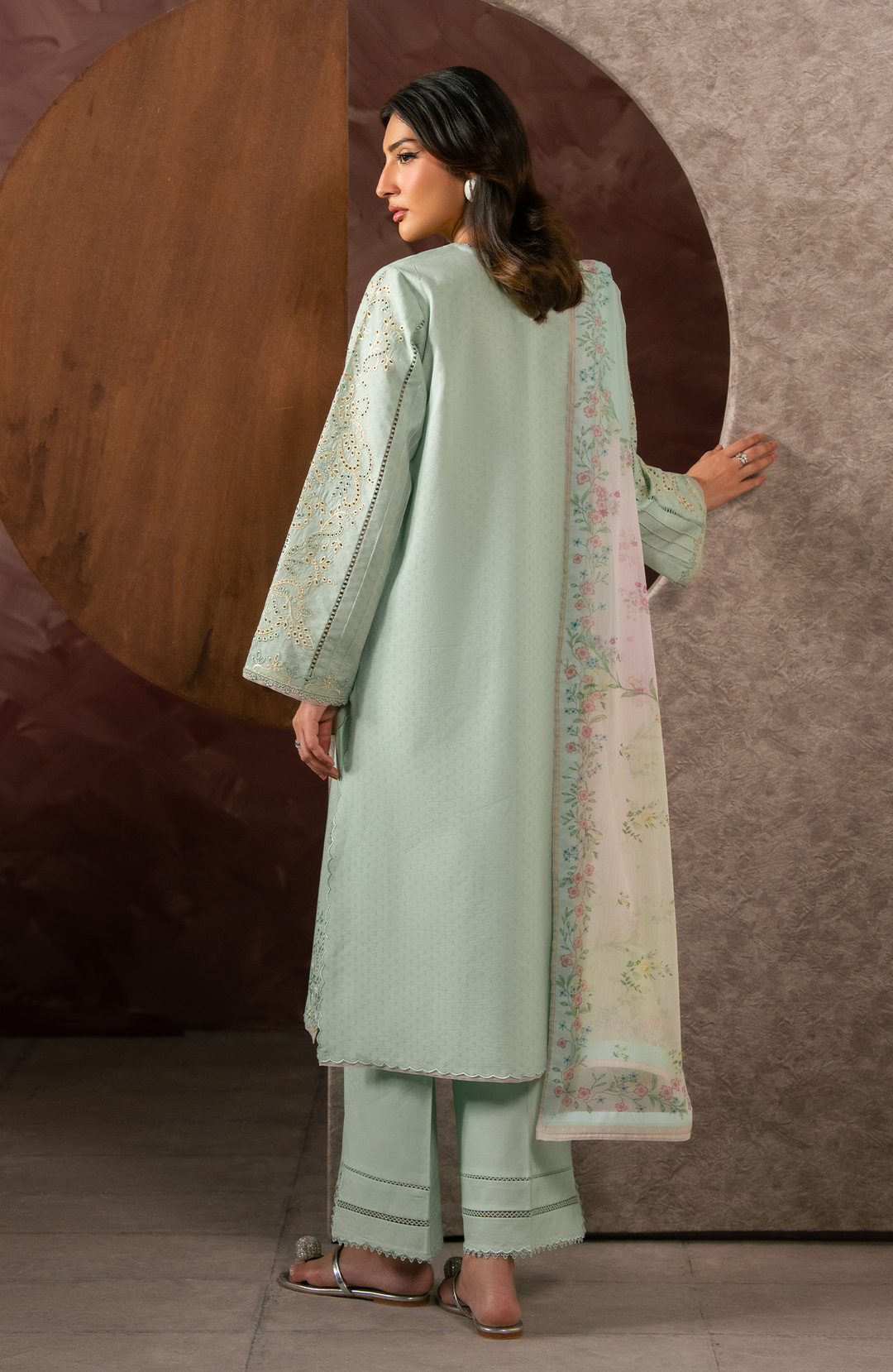 unstitched luxury Lawn