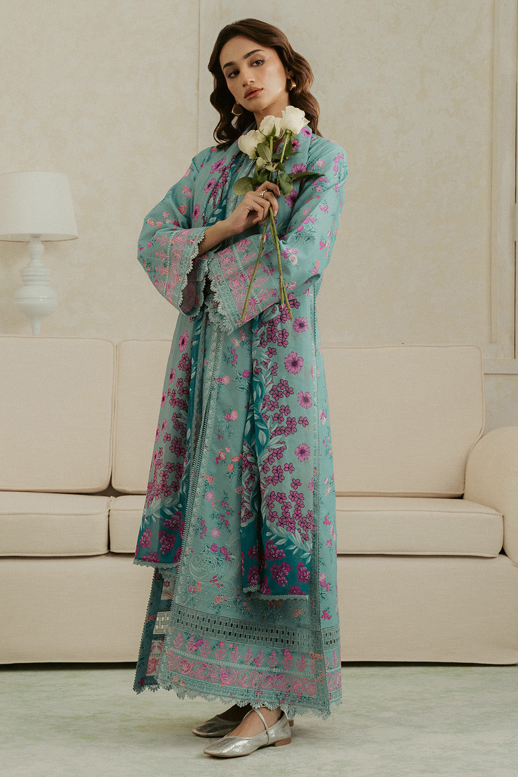 AMORE SUMMER LAWN