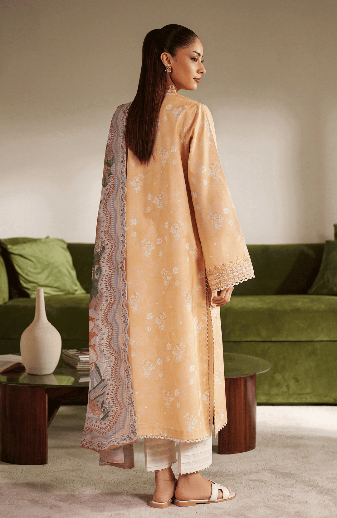 ilara unstitched cambric edit