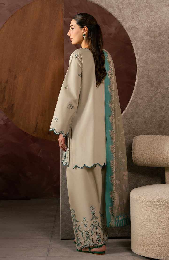 unstitched luxury Lawn