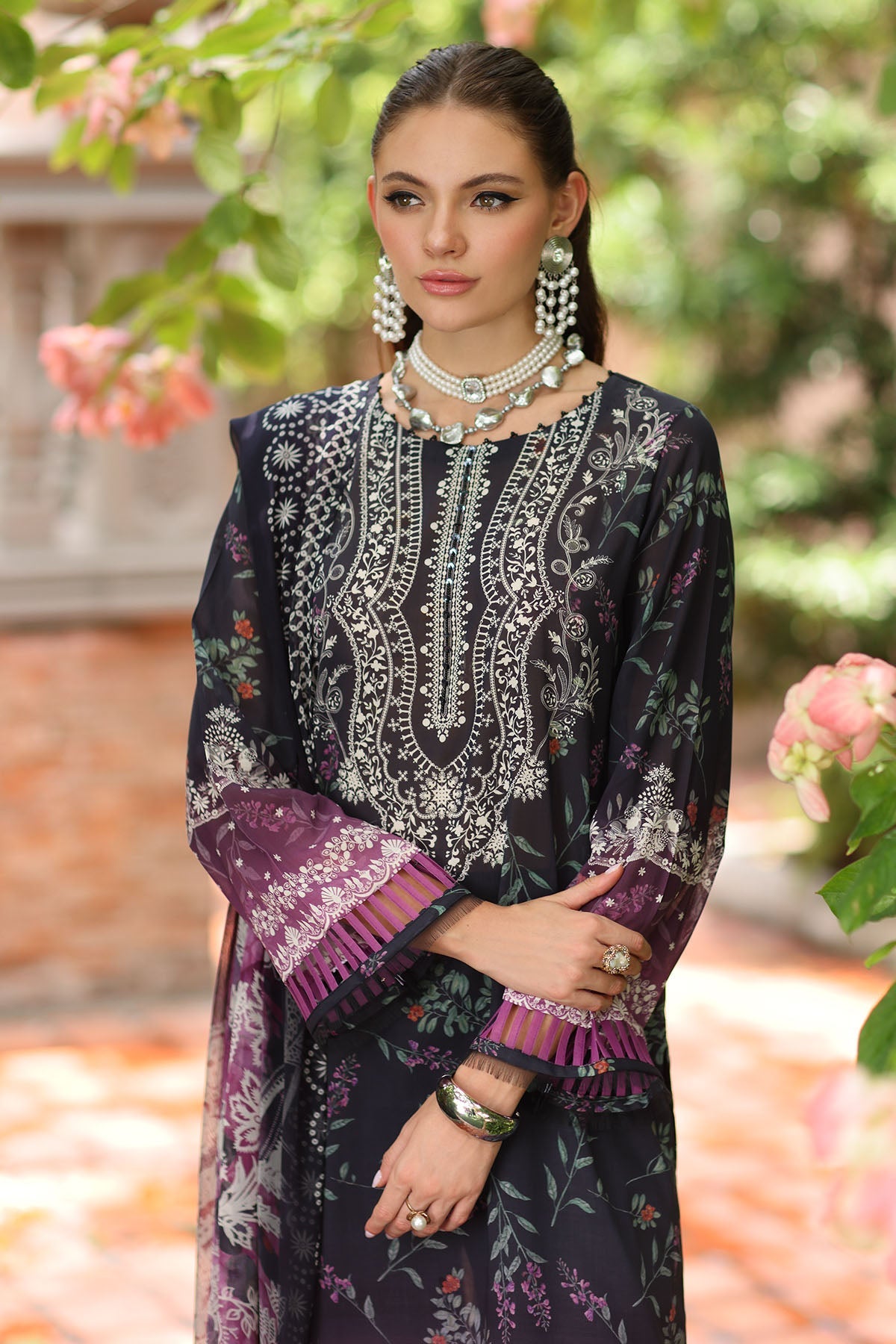 Signature Prints Swiss Lawn