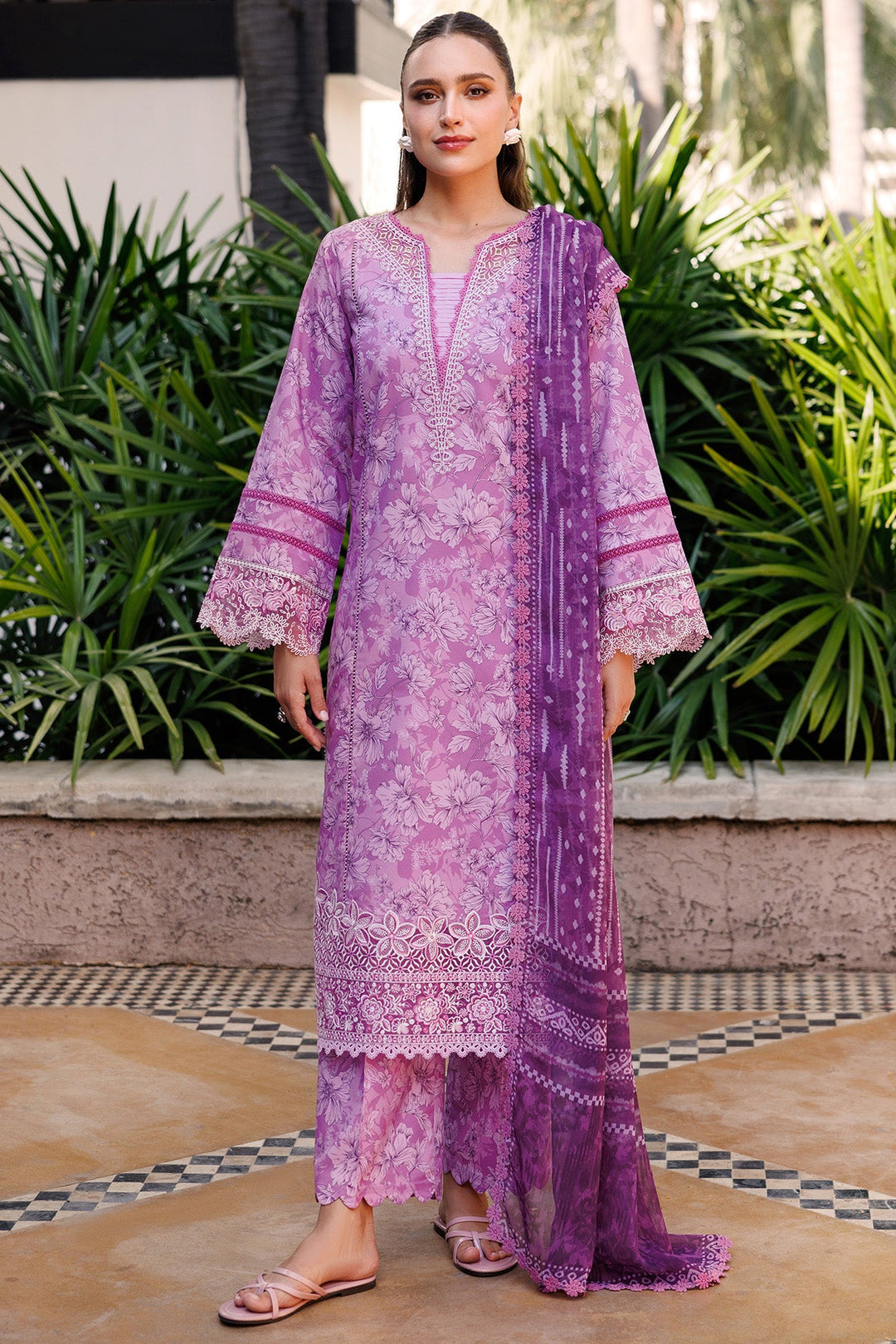 Aurea Summer Lawn