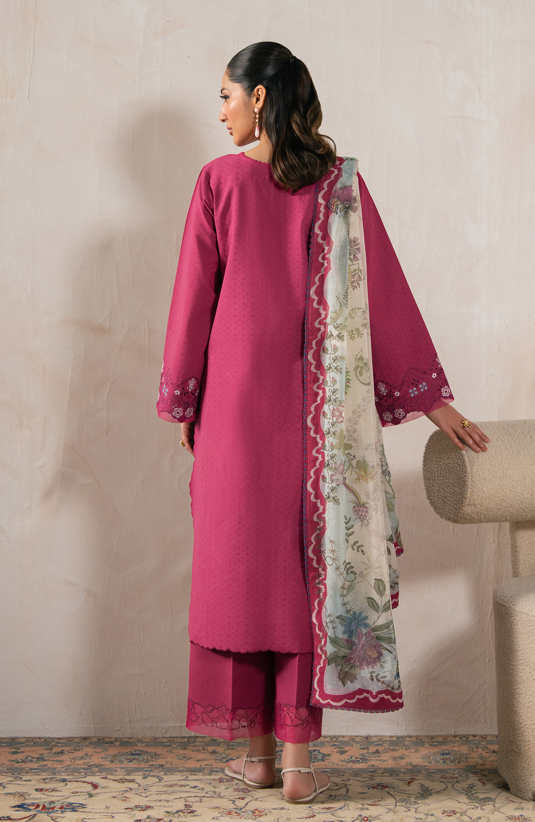unstitched luxury Lawn