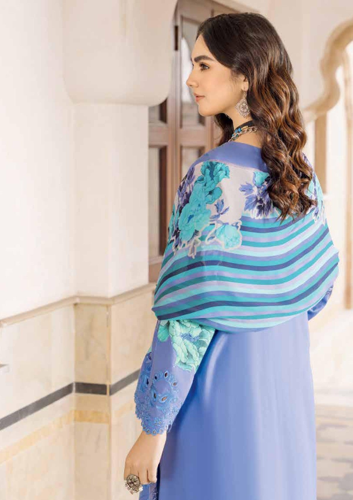 Andaaz Luxury Lawn Vol-01