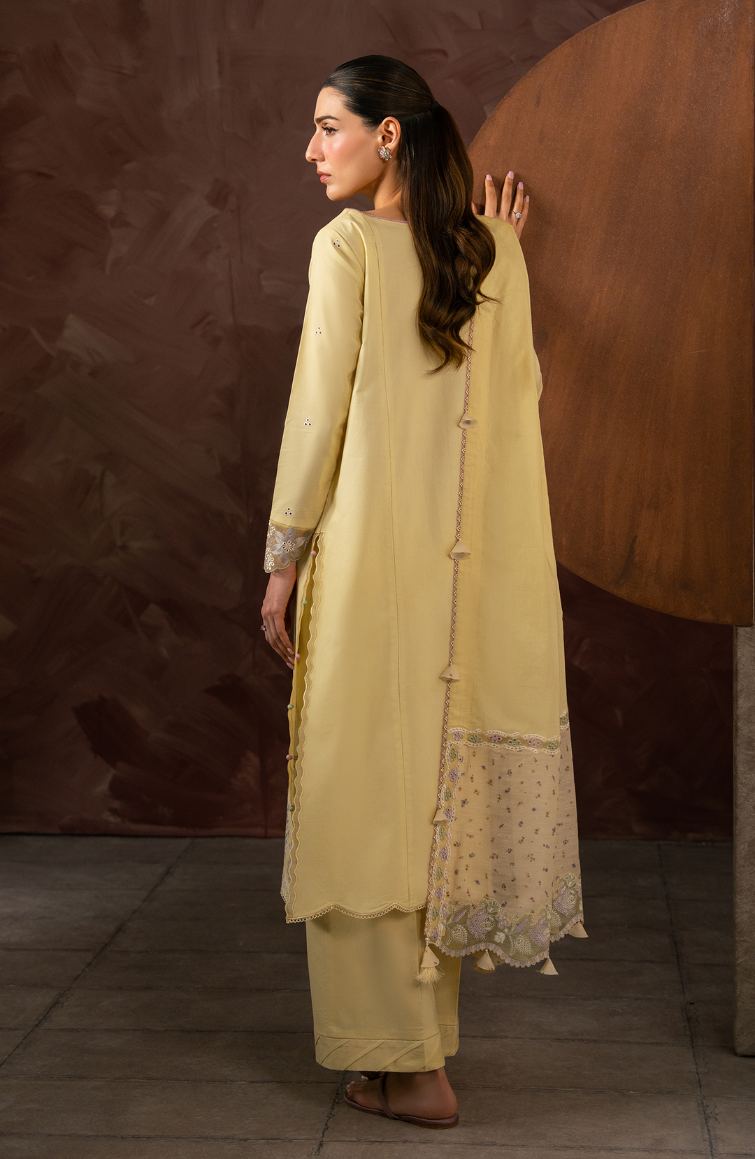 unstitched luxury Lawn