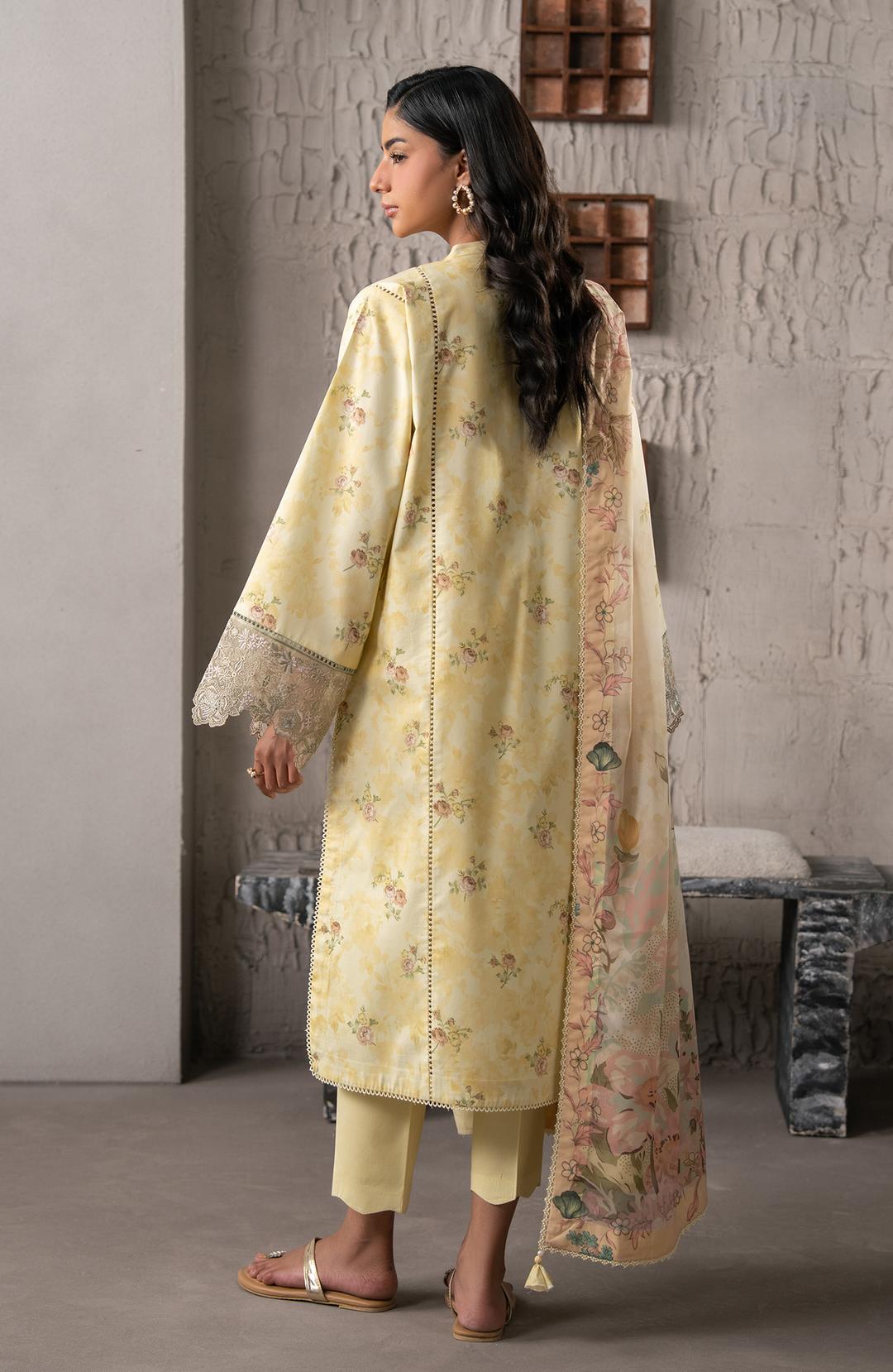 selure unstitched lawn