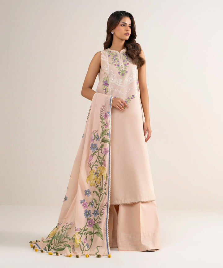 3 Piece - Embroidered Lawn Suit
