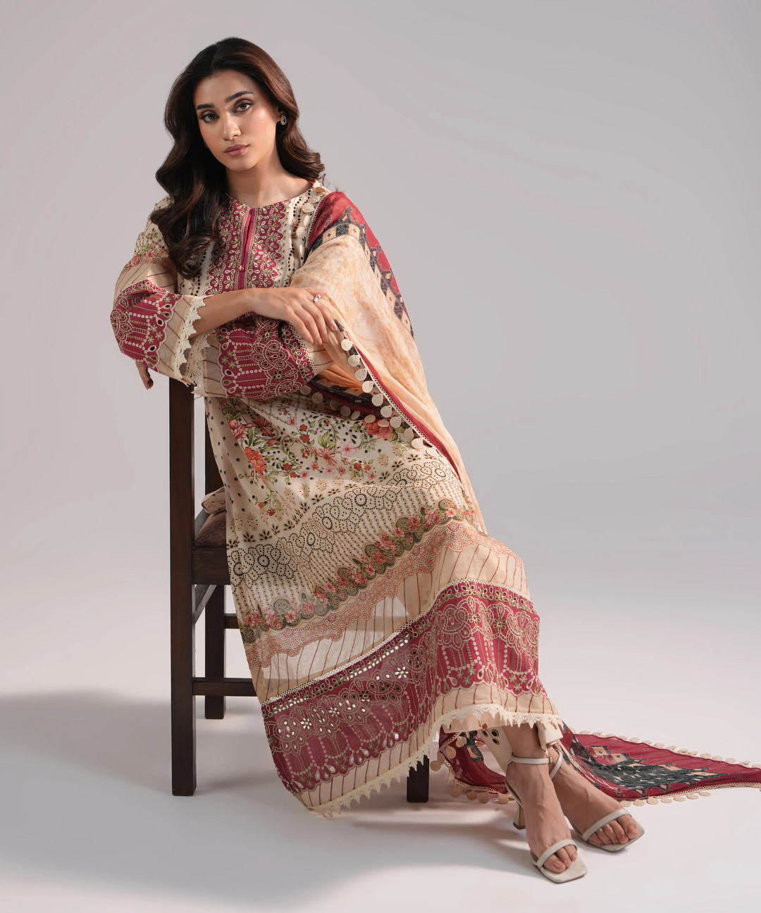 3 Piece - Embroidered Lawn Suit