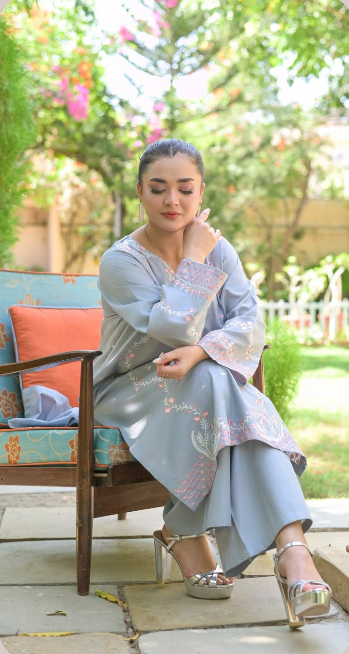 Aina EMBROIDERED LAWN CO-ORD SET EDIT
