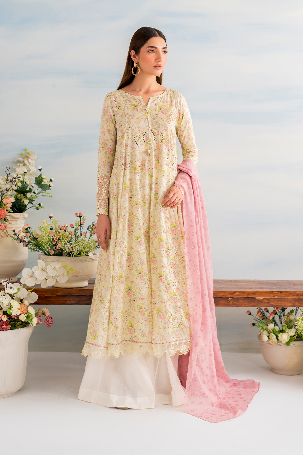 IZNIK GUZEL Embroidered Lawn IGL-07