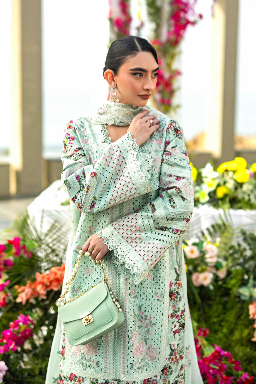 ALESSANDRA Luxury Lawn
