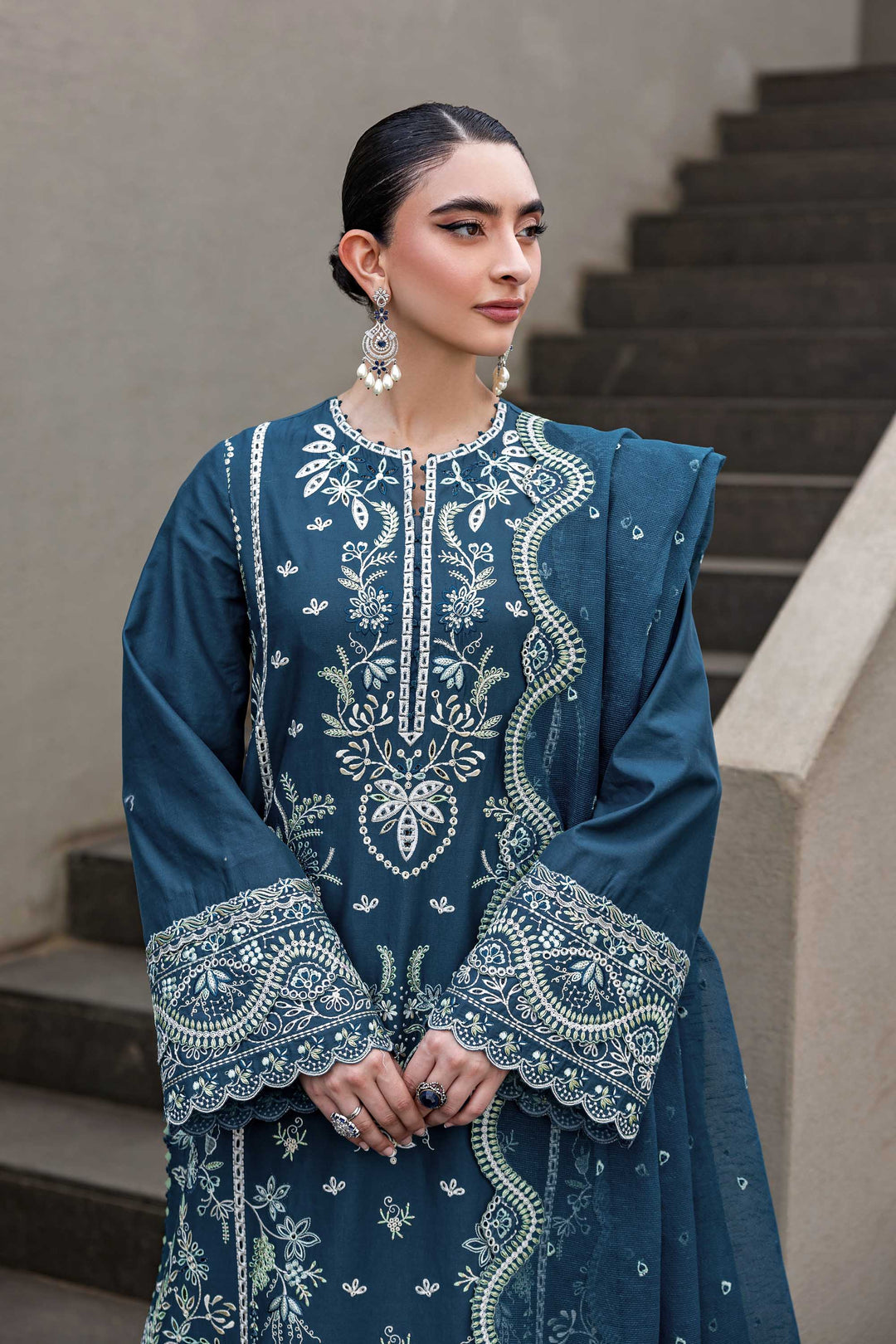 ALESSANDRA Luxury Lawn