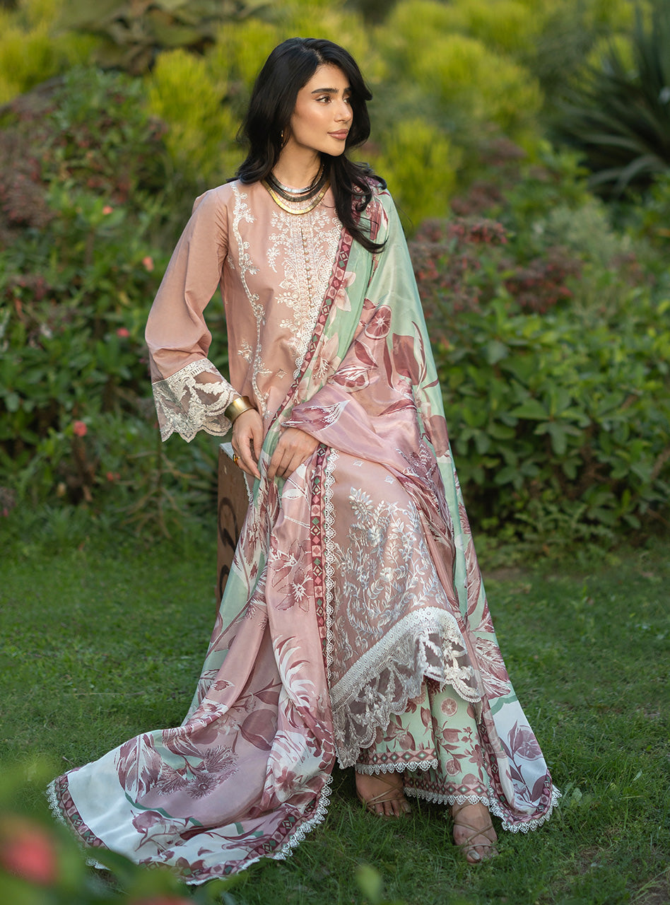 luxe lawn 26
