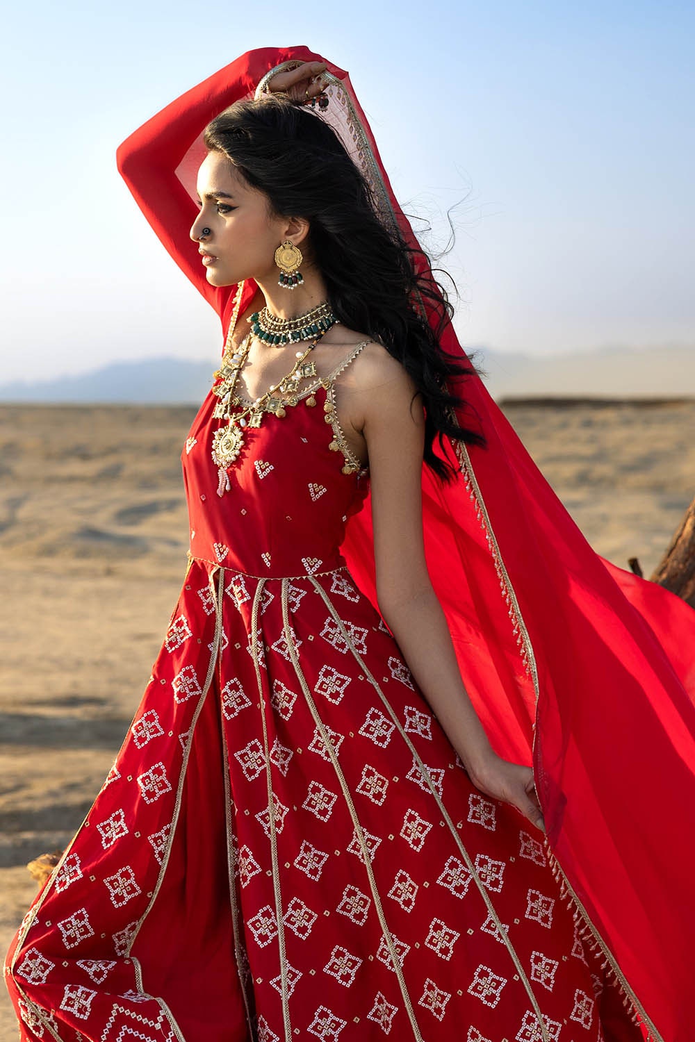 3 Piece Unstitched Zari Embroidered Lawn Suit with Gold Lacquer Printed Lawn Dupatta