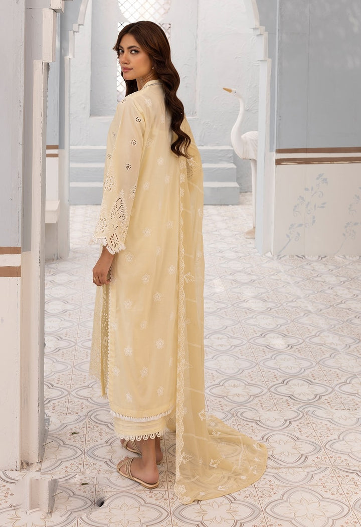 Signature Lawn Collection