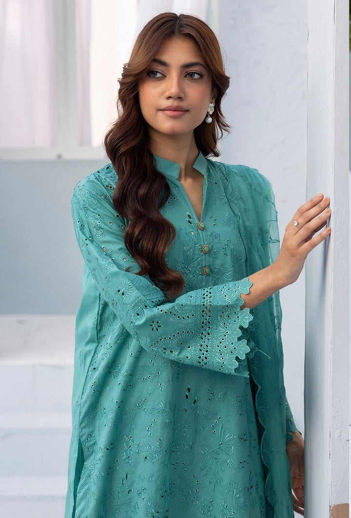 Signature Lawn Collection