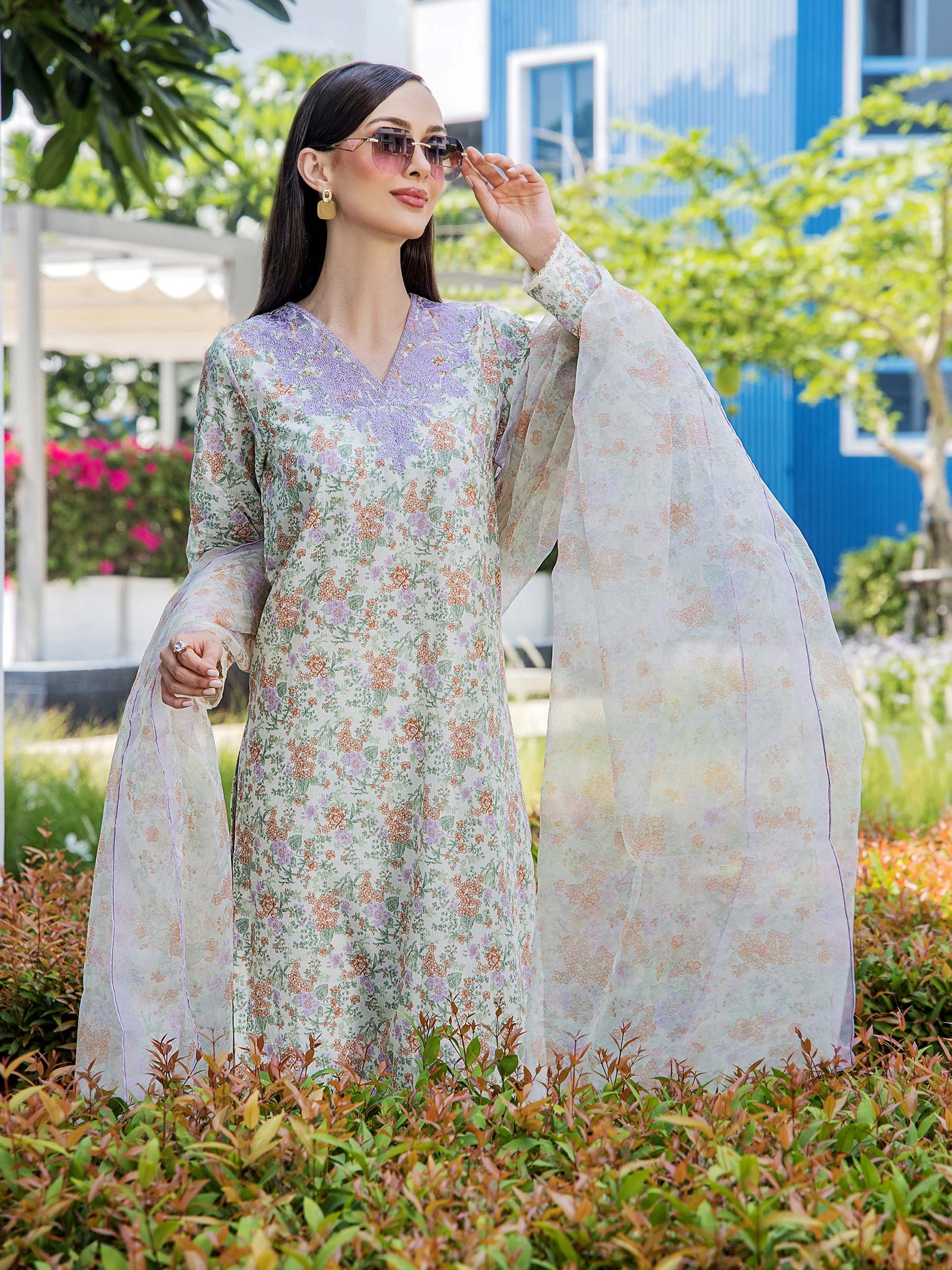 LIMELIGHT UNSTITCHED 2 Piece Lawn Suit-Embroidered U3601