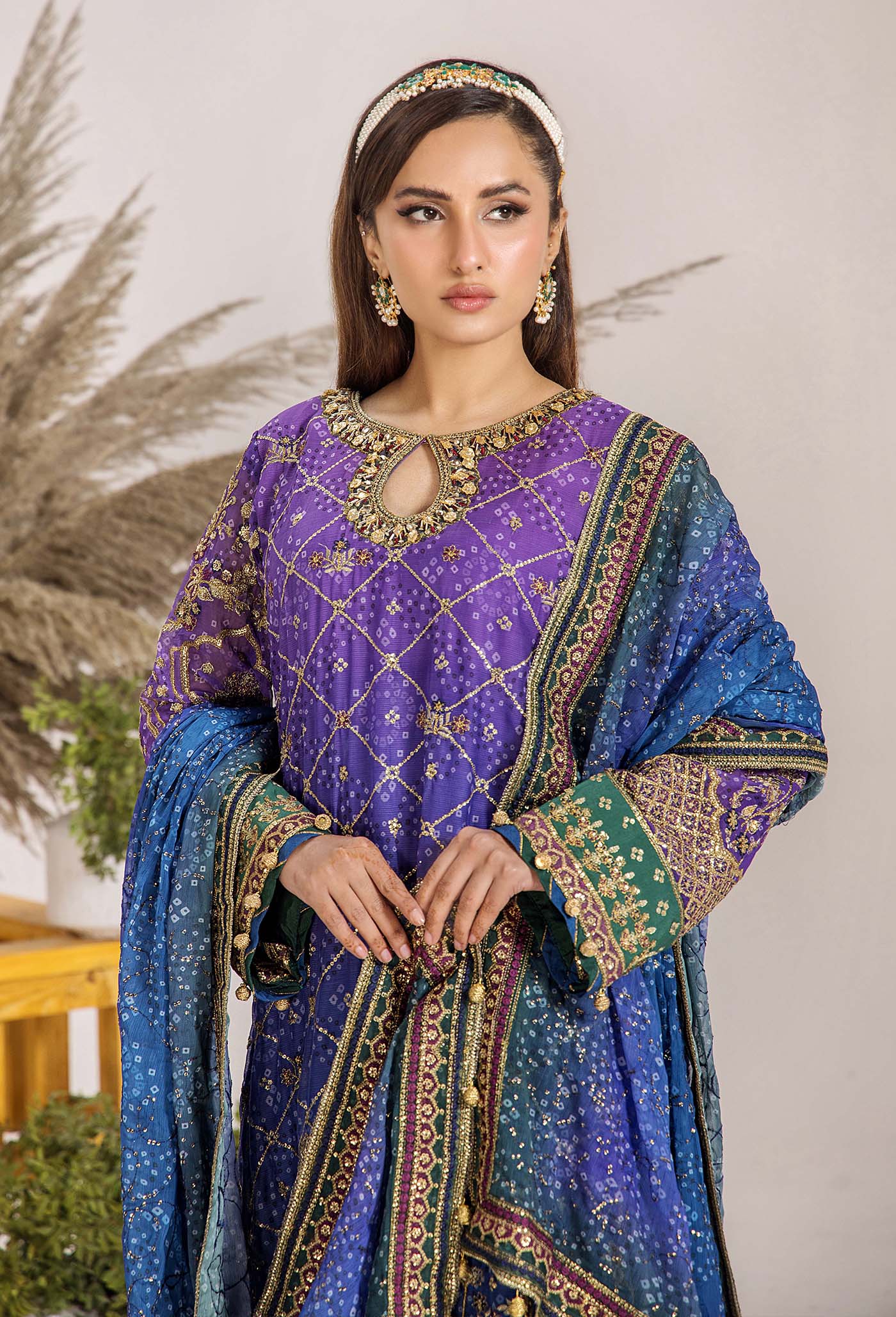 INOVA Chiffon Semi Stitched