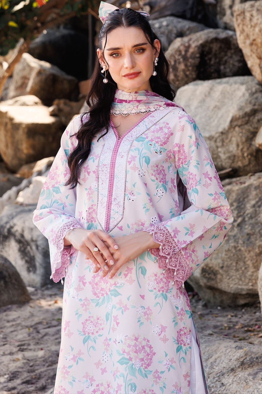 Aurea Summer Lawn