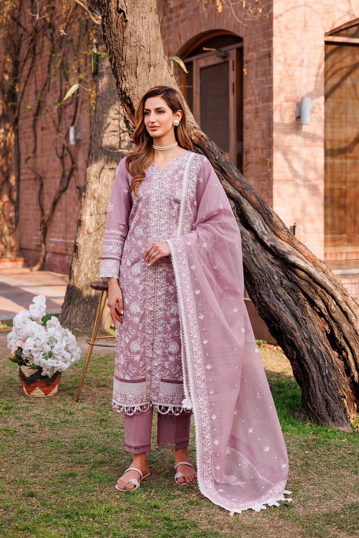 FARASHA DASTOOR EMBROIDERED LAWN || DAINTY LILAC