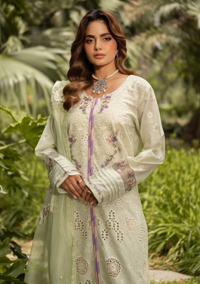 REET LUXURY LAWN