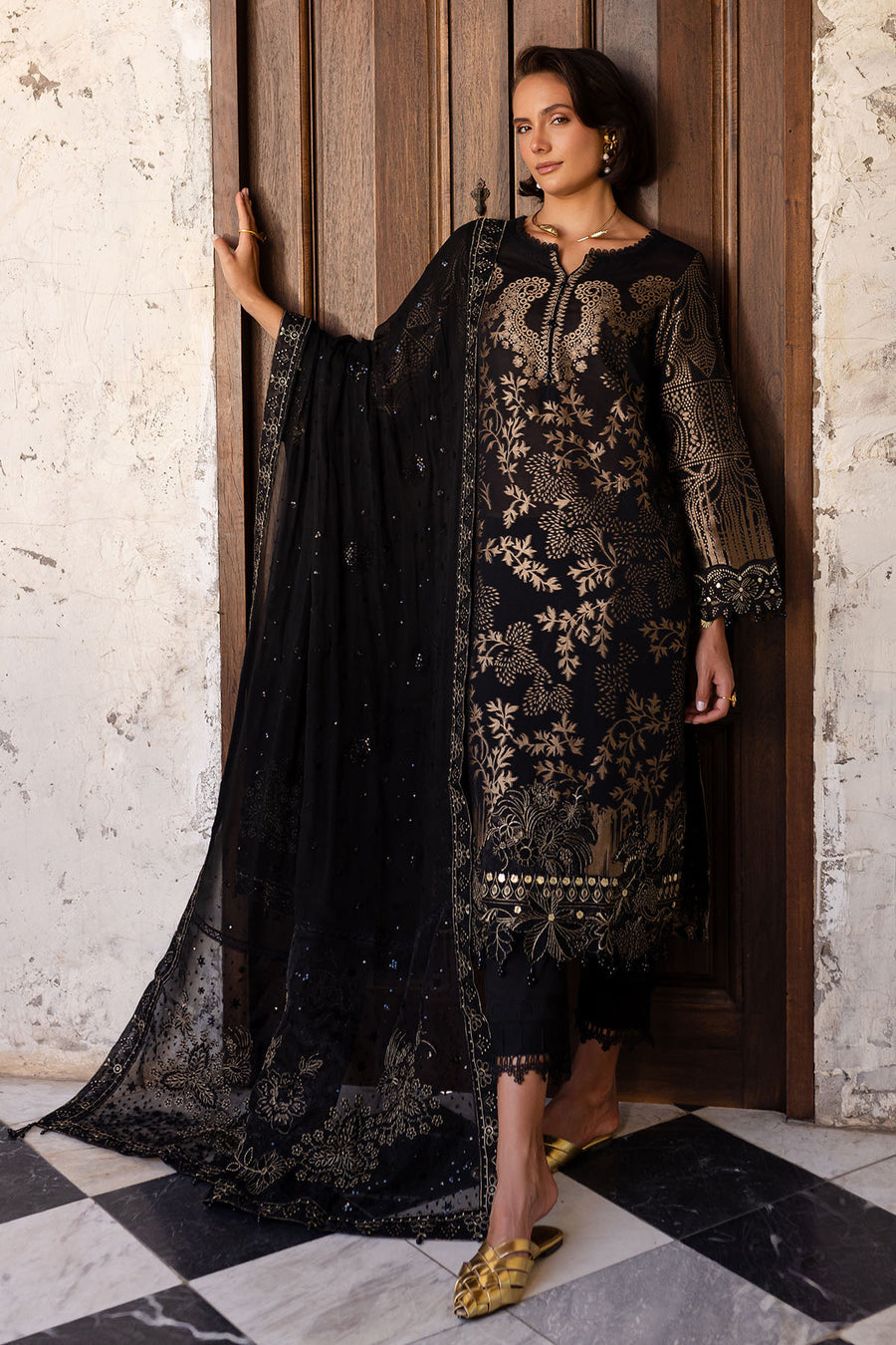 EMBROIDERED JACQUARD LAWN