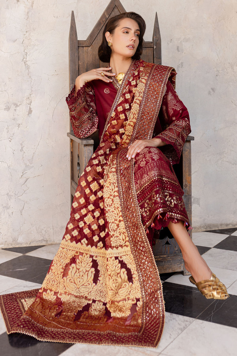 EMBROIDERED JACQUARD LAWN
