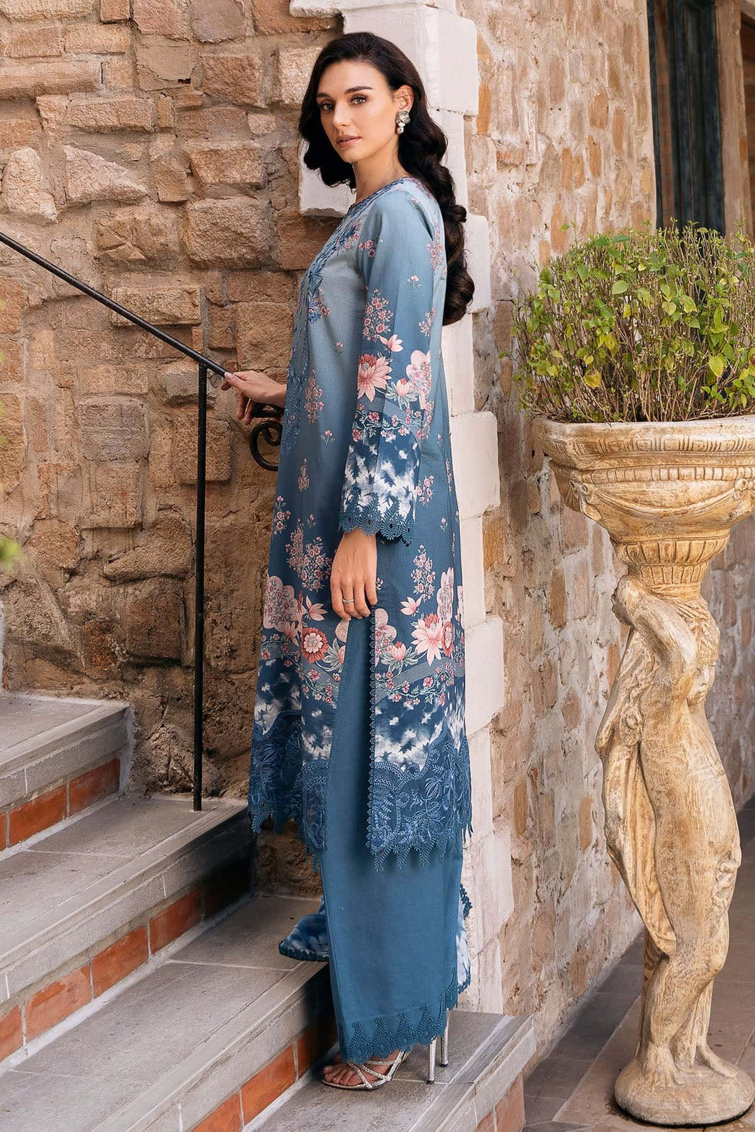 Afrozeh Damask Lawn