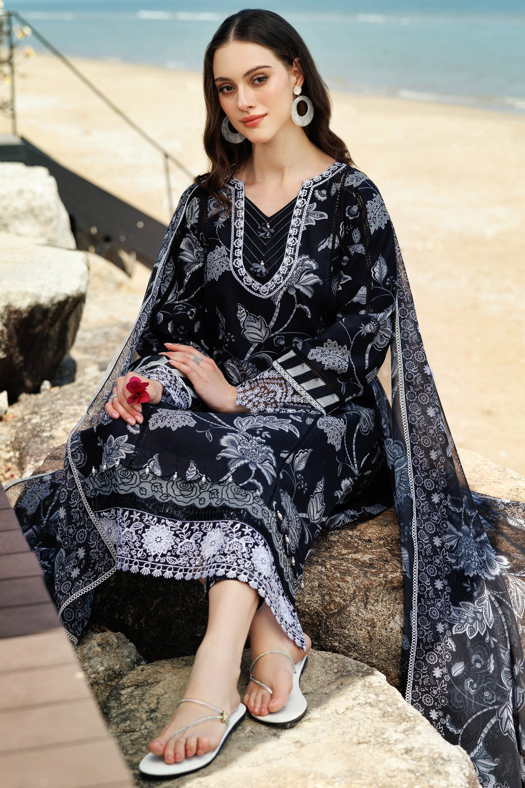 Aurea Summer Lawn