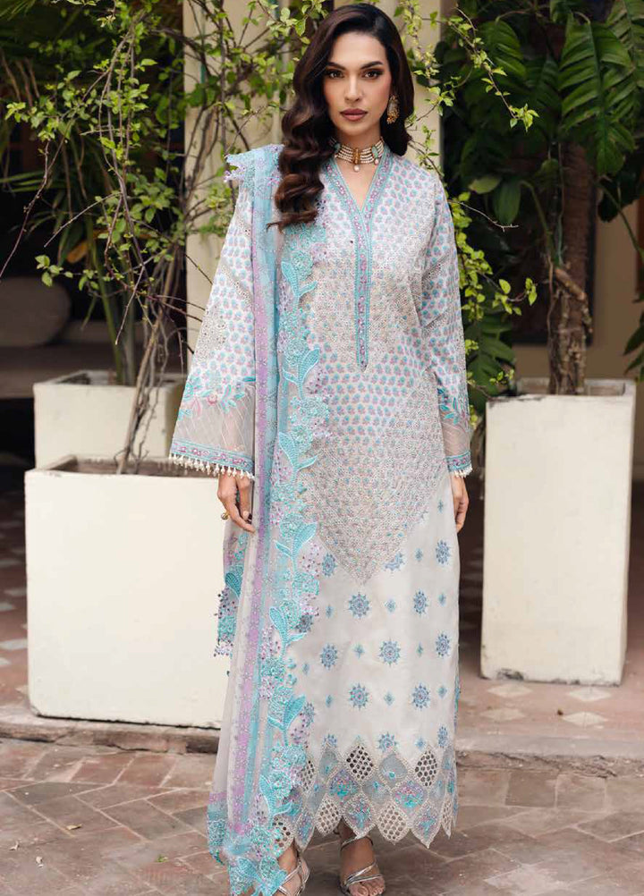Embroidered Lawn 3 Piece Suit